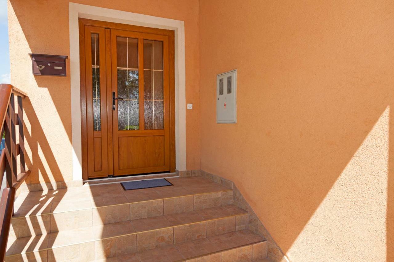 Apartment Majetic Gornji Vaganac ภายนอก รูปภาพ