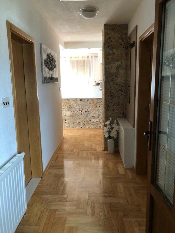 Apartment Majetic Gornji Vaganac ภายนอก รูปภาพ